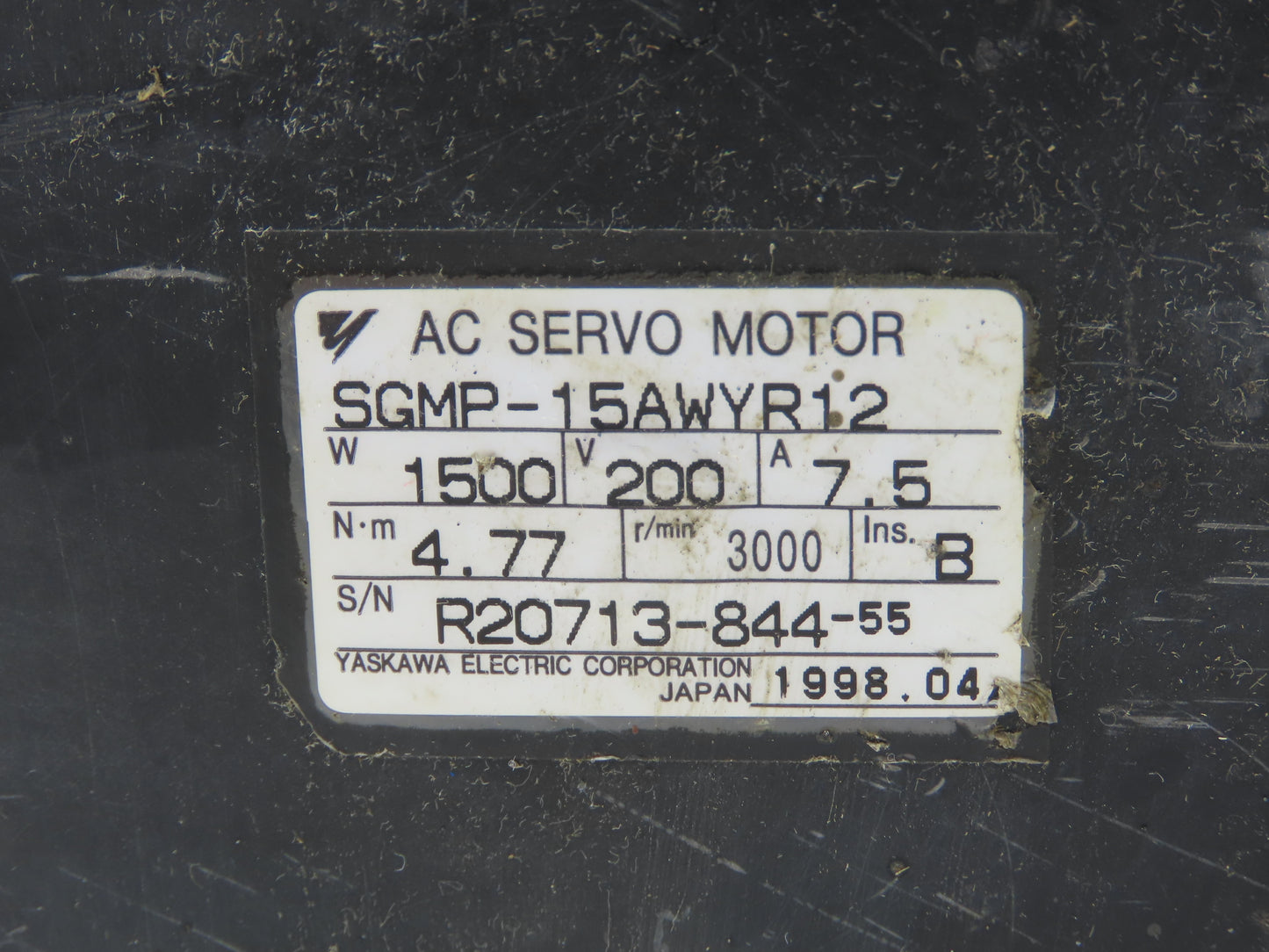 Yaskawa SGMP-15AWYR12 AC Servo Motor 1500 W 200V 7.5 A