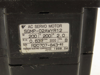 Yaskawa SGMP-02AWYR12 AC Servo Motor 0.2kW 3000rpm 200v 2.0A