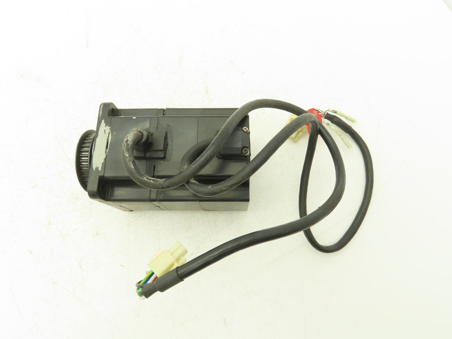 Yaskawa SGMP-02AWYR12 AC Servo Motor 0.2kW 3000rpm 200v 2.0A