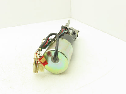 Yaskawa USASEM-02YRW11 AC Servo Motor 154W 3000rpm W/Encoder Right Angle Output