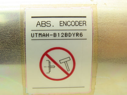 Yaskawa USASEM-02YRW11 AC Servo Motor 154W 3000rpm W/Encoder Right Angle Output