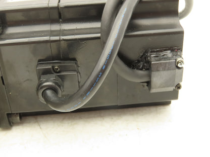 Yaskawa SGMP-02AWYR12 AC Servo Motor 0.2kW 3000rpm 200v 2.0A