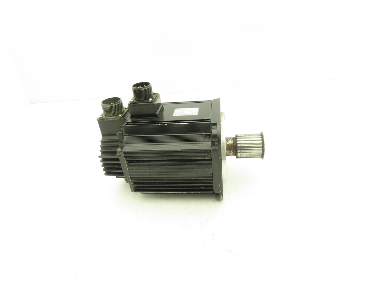 Yaskawa SGMGH-13DCA-YG11 AC Servo Motor 1300W 8.34Nm 1500 RPM Encoder 22mm Shaft