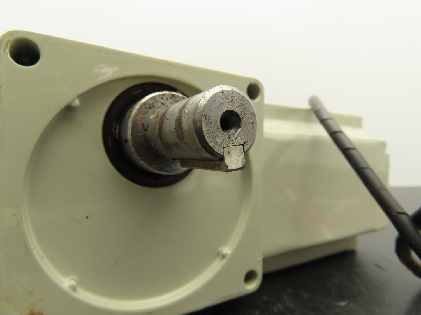 Sumitomo Hyponic Drive RNFM009-15L-30 Gearmotor 30:1 Ratio 56rpm 230V 3PH LH