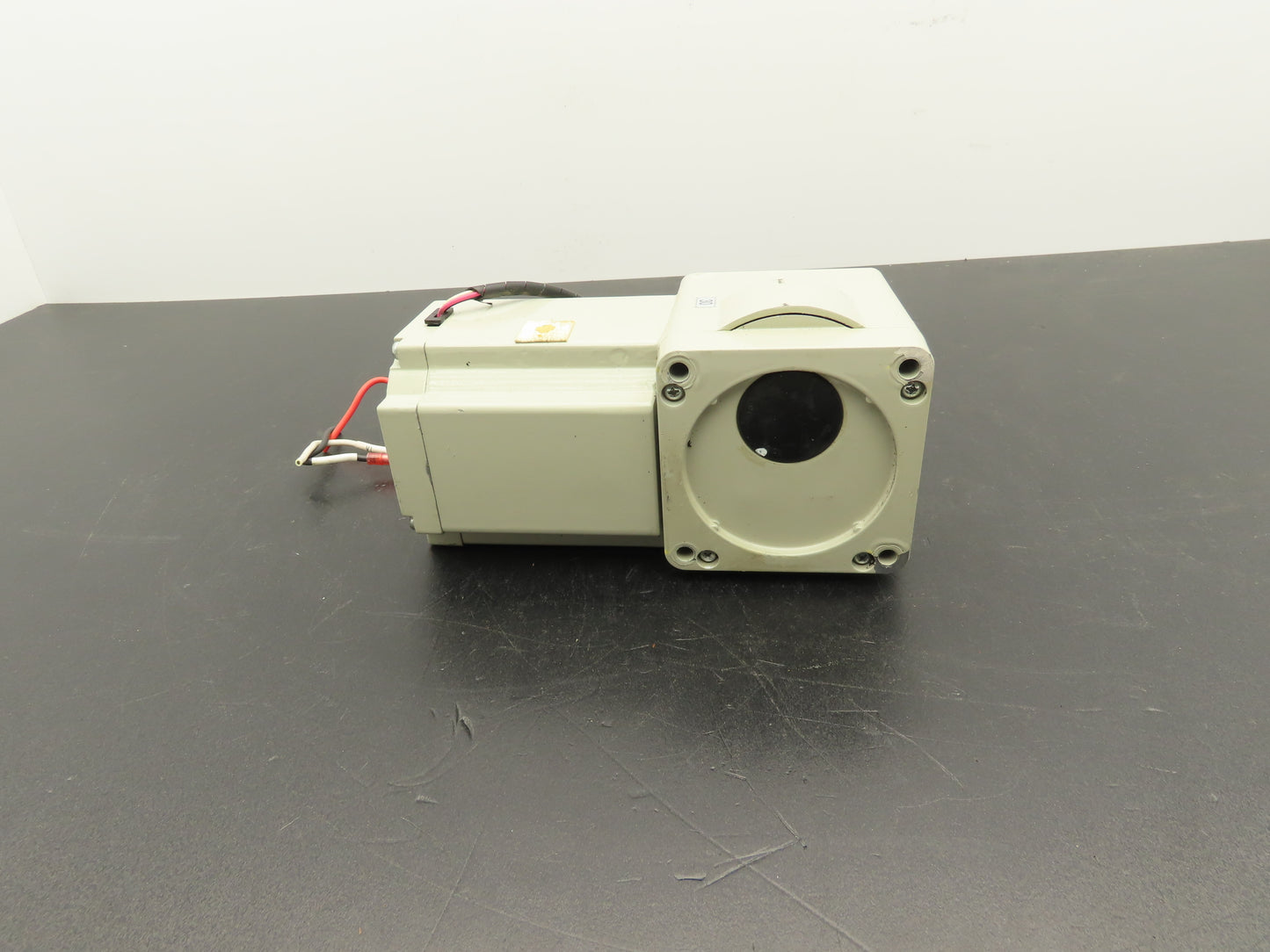 Sumitomo Hyponic Drive RNFM009-15L-30 Gearmotor 30:1 Ratio 56rpm 230V 3PH LH