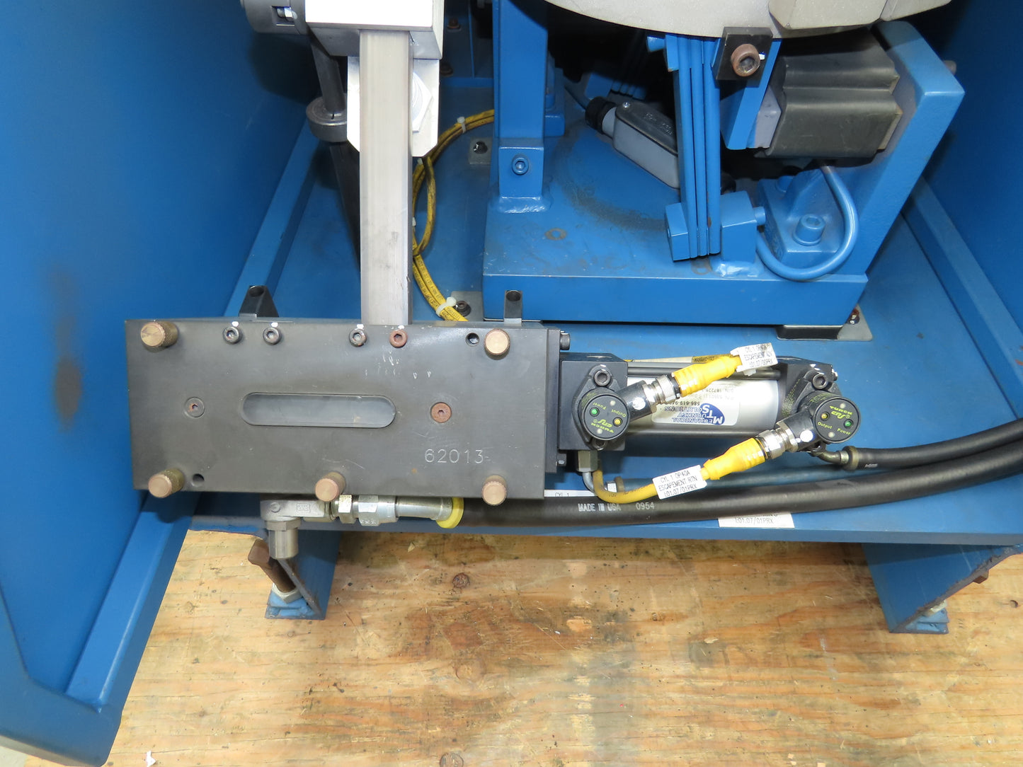 MTS Vibratory Bowl Feeder 12" Base Small Parts Sorter 9/16 Nut Rotator