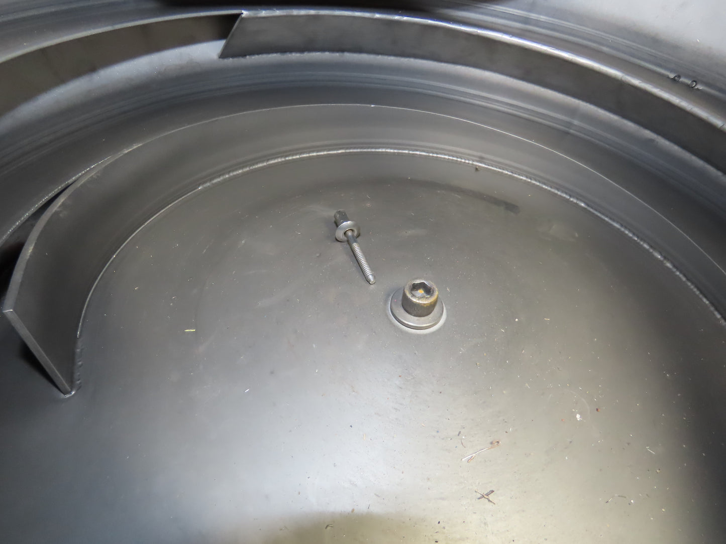 MTS Vibratory Bowl Feeder 15" Base Small Parts Sorter 1/4" Pop Rivet Rodix 120V