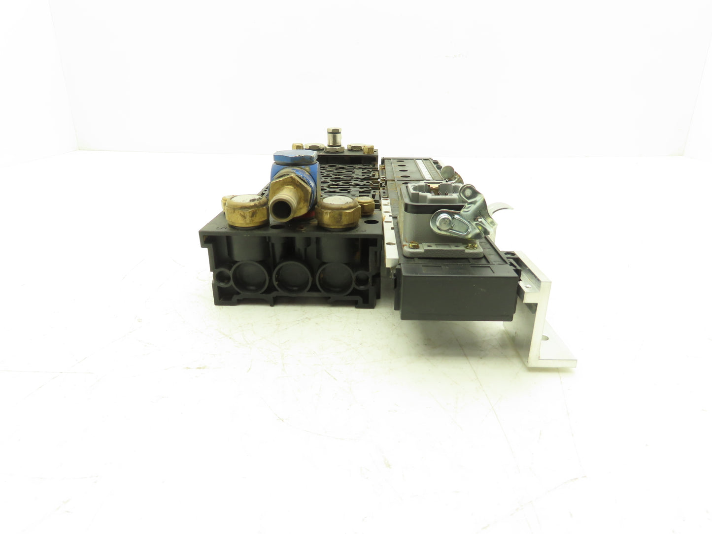 Burkert 6517 Pneumatic Solenoid Valve 8-Station Manifold 191288F