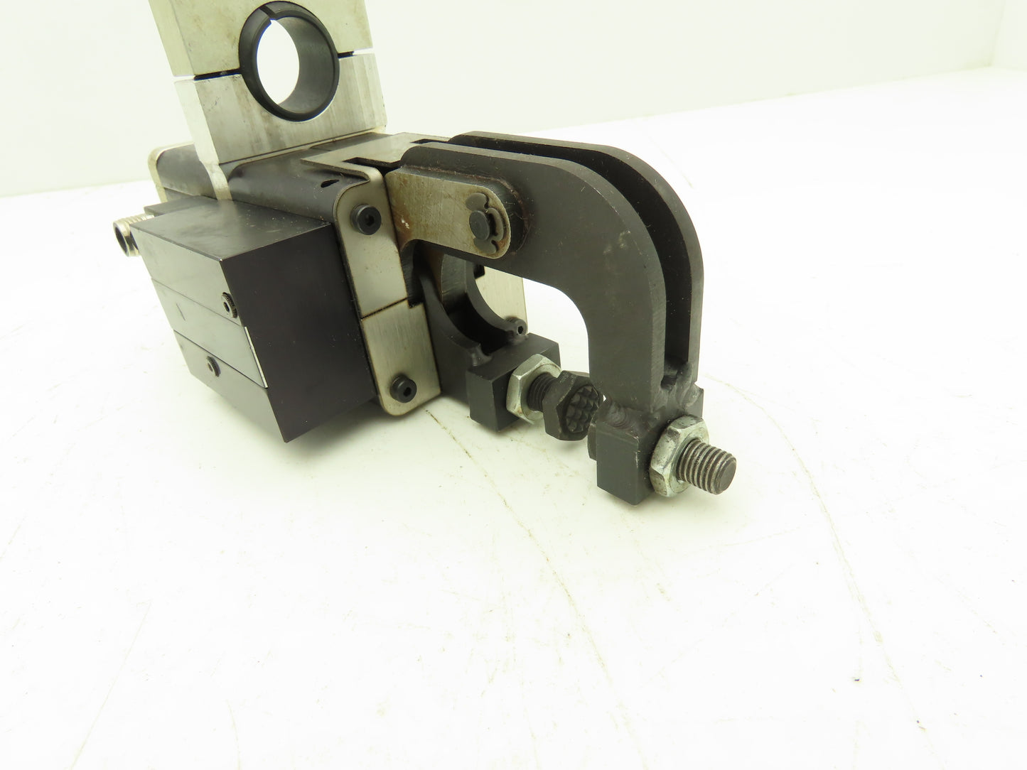 Norgren GL500-J12F5A1L1G4 Pneumatic Gripper Grip-Lok Single Arm Clamp