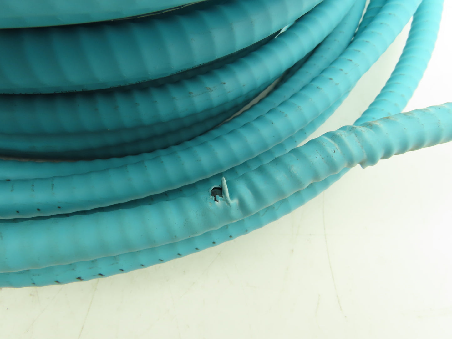 Corning 24-Fiber Optic MIC Tight-Buffered Interlocking Armored Plenum Cable 96'