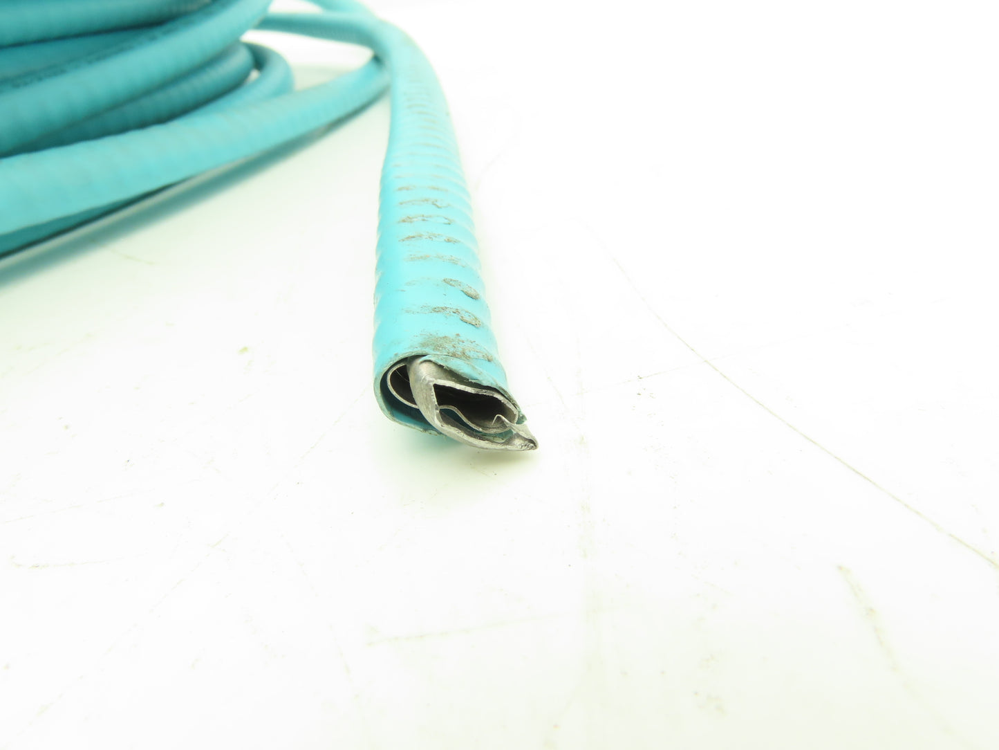 Corning 24-Fiber Optic MIC Tight-Buffered Interlocking Armored Plenum Cable 98'