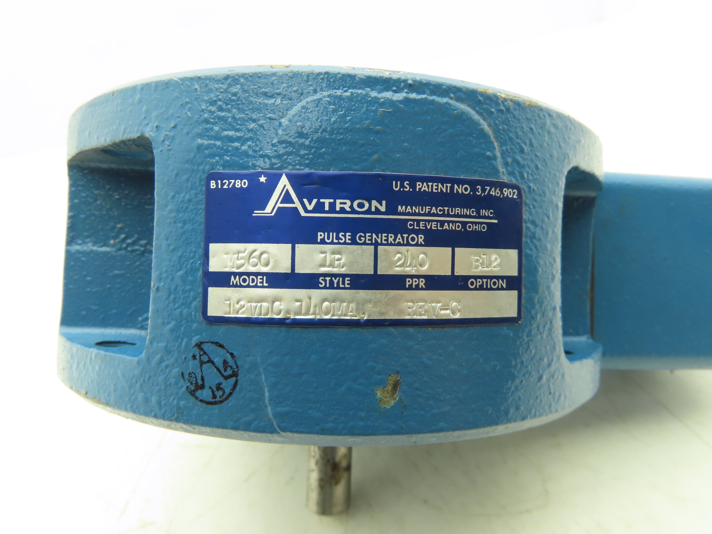 Avtron M560 Pulse Generator Tachometer Rotary Encoder Style 1R 12VDC 2 ...