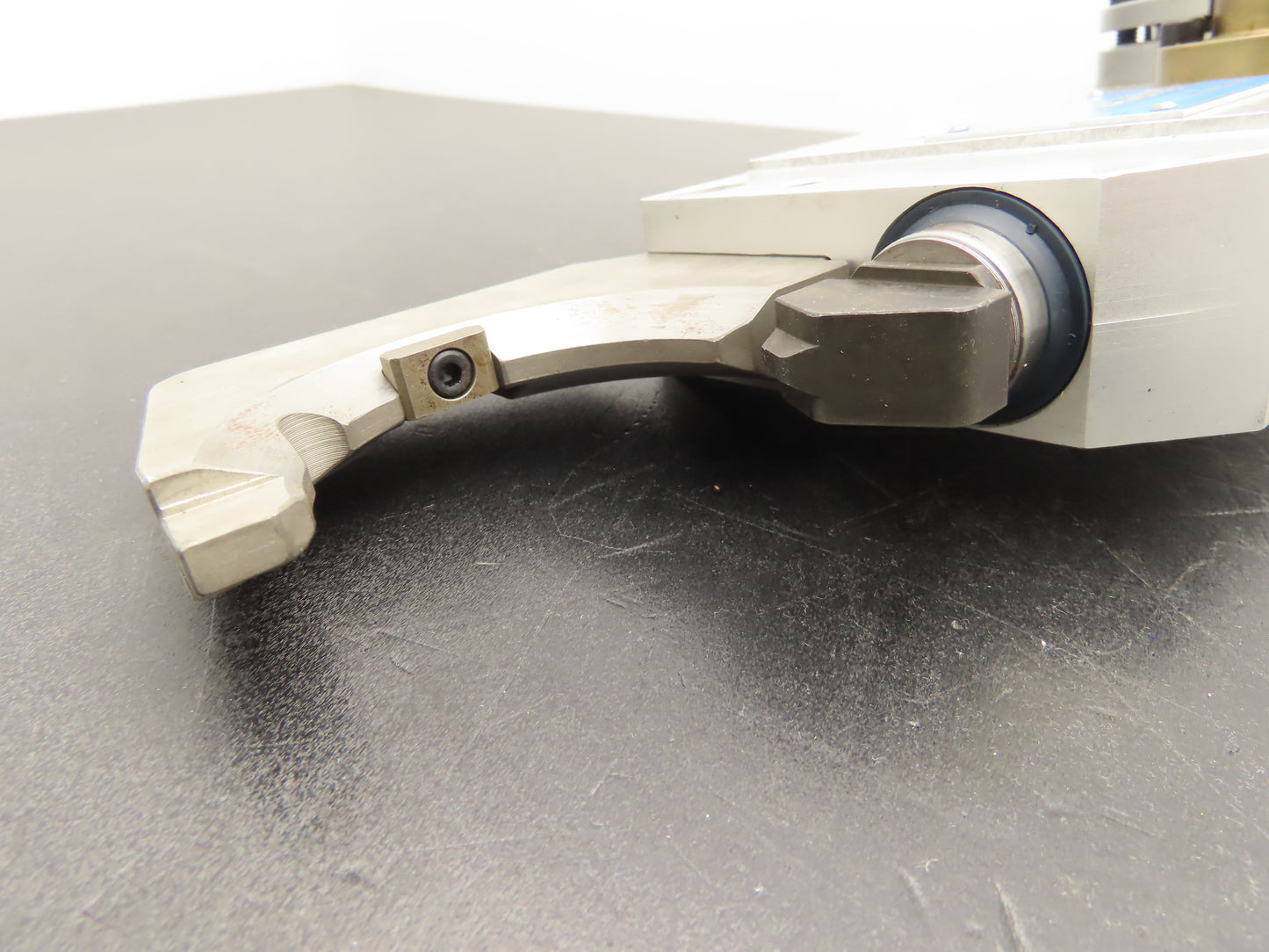 Miksch HSK-A63 Tool Changer Gripper Arm Greiferarm 002554-02