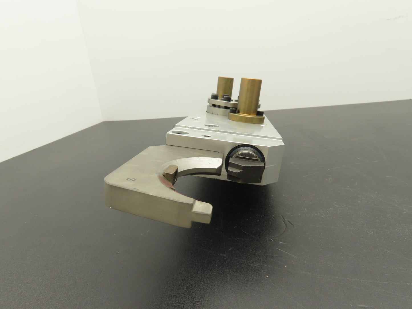 Miksch HSK-A63 Tool Changer Gripper Arm Greiferarm 002554-02