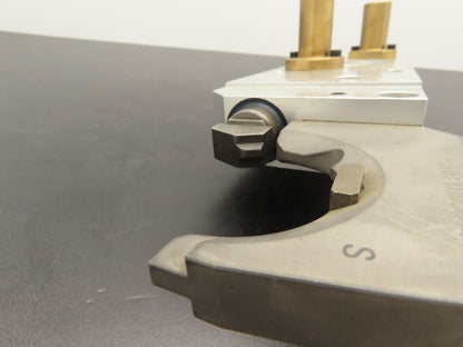 Miksch 002763-02  HSK-A63 Tool Changer Gripper Arm Greiferarm BP41-D-D-450