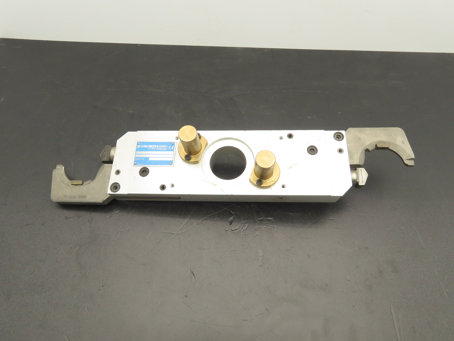 Miksch 002763-02  HSK-A63 Tool Changer Gripper Arm Greiferarm BP41-D-D-450