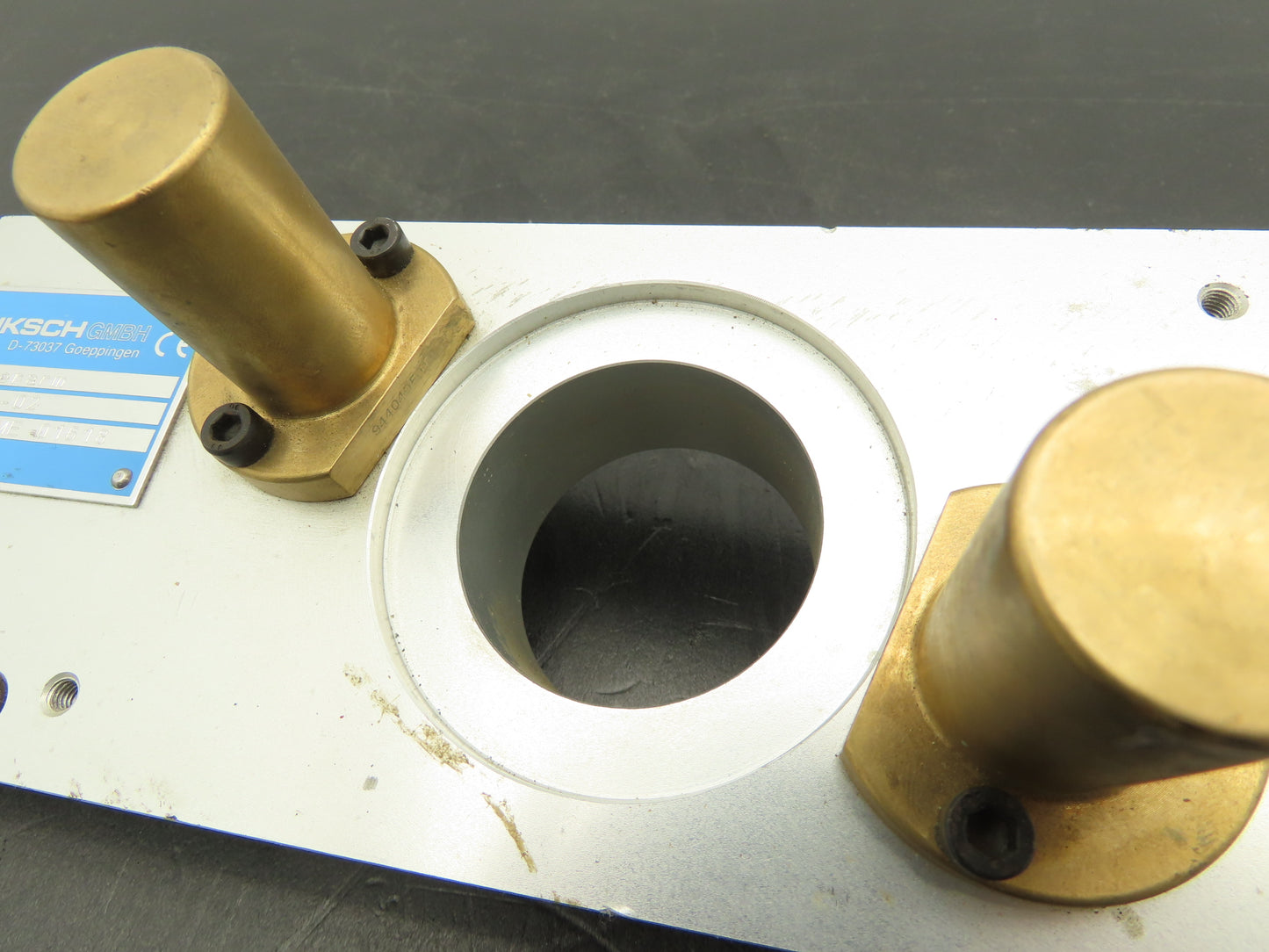 Miksch 002763-02  HSK-A63 Tool Changer Gripper Arm Greiferarm BP41-D-D-450