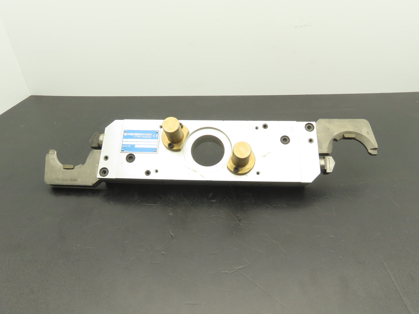 Miksch 002763-02  HSK-A63 Tool Changer Gripper Arm Greiferarm BP41-D-D-450