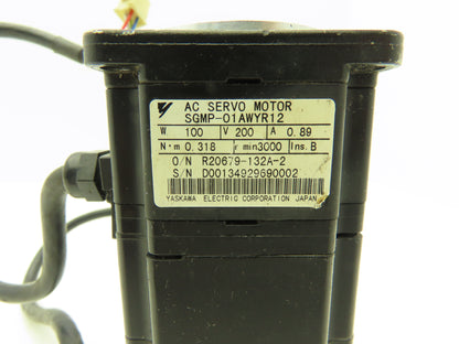 Yaskawa Electric Corp SGMP-01AWYR12 AC Servo Brake Motor 100W 3000rpm 200V