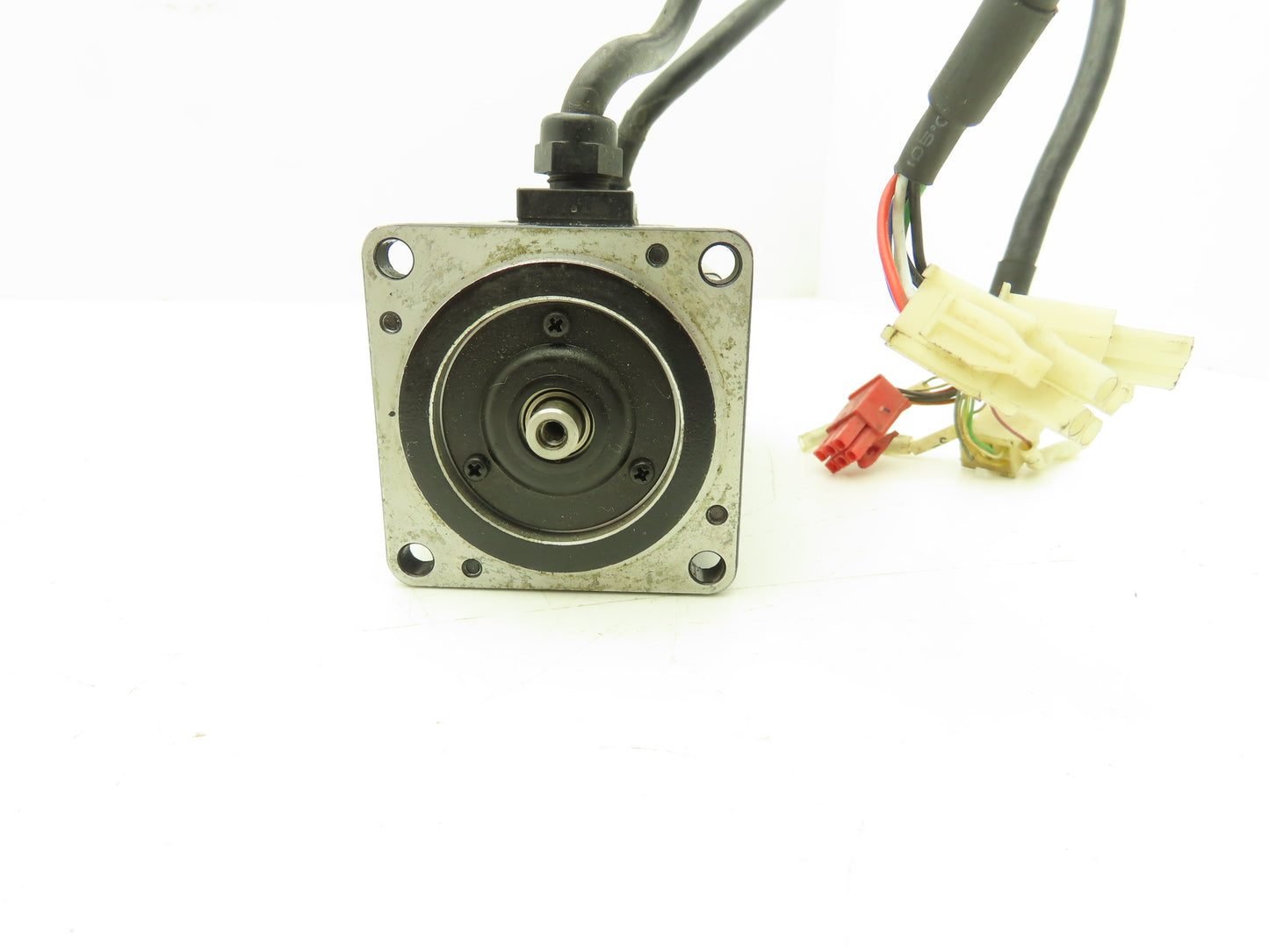 Yaskawa Electric Corp SGMP-01AWYR12 AC Servo Brake Motor 100W 3000rpm 200V