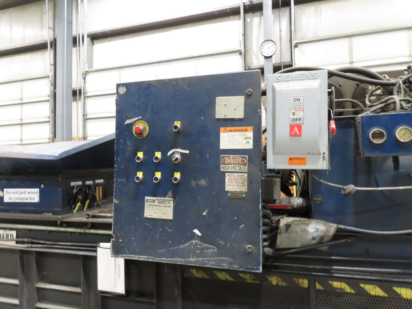 MaxPak Horizontal Cardboard Box Baler 48x42x72" Compactor Recycler 30Hp 460V