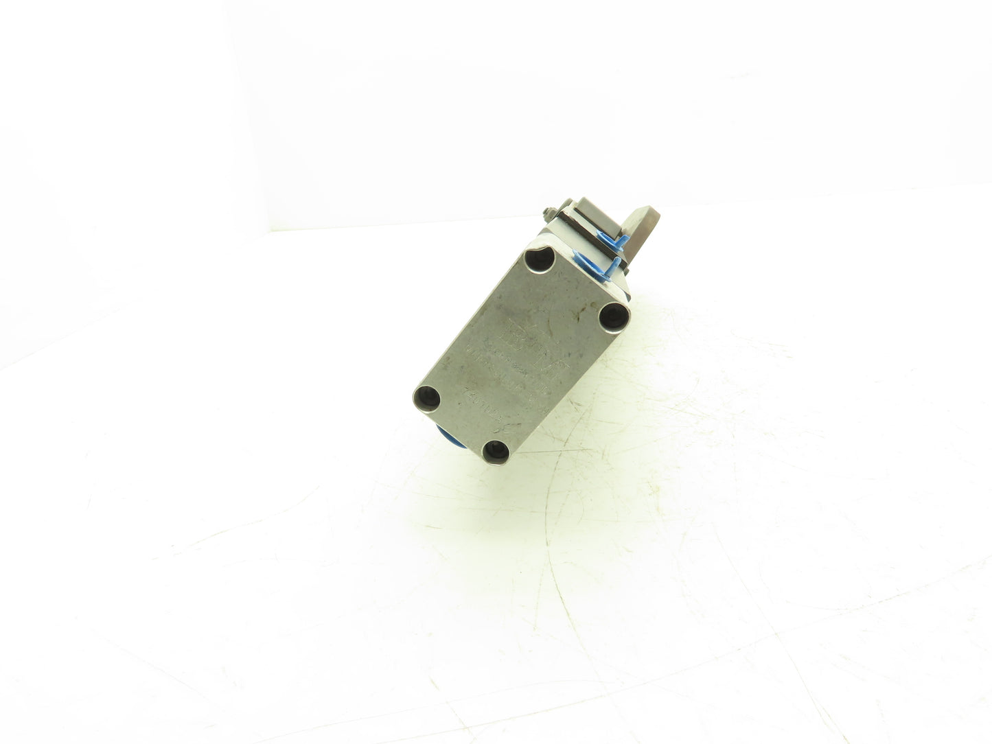 BTM C44383-12006-09-13 Pneumatic Power Clamp w Proximity Sensor