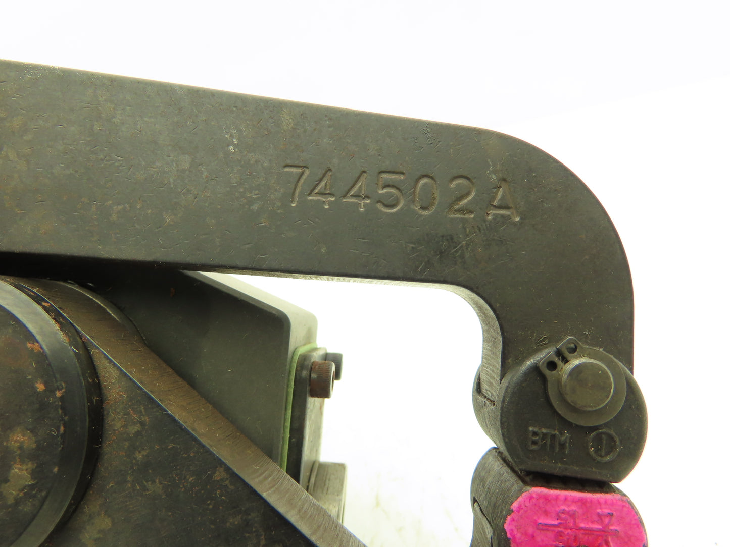 BTM C44383-12006-09-13 Pneumatic Power Clamp w Proximity Sensor