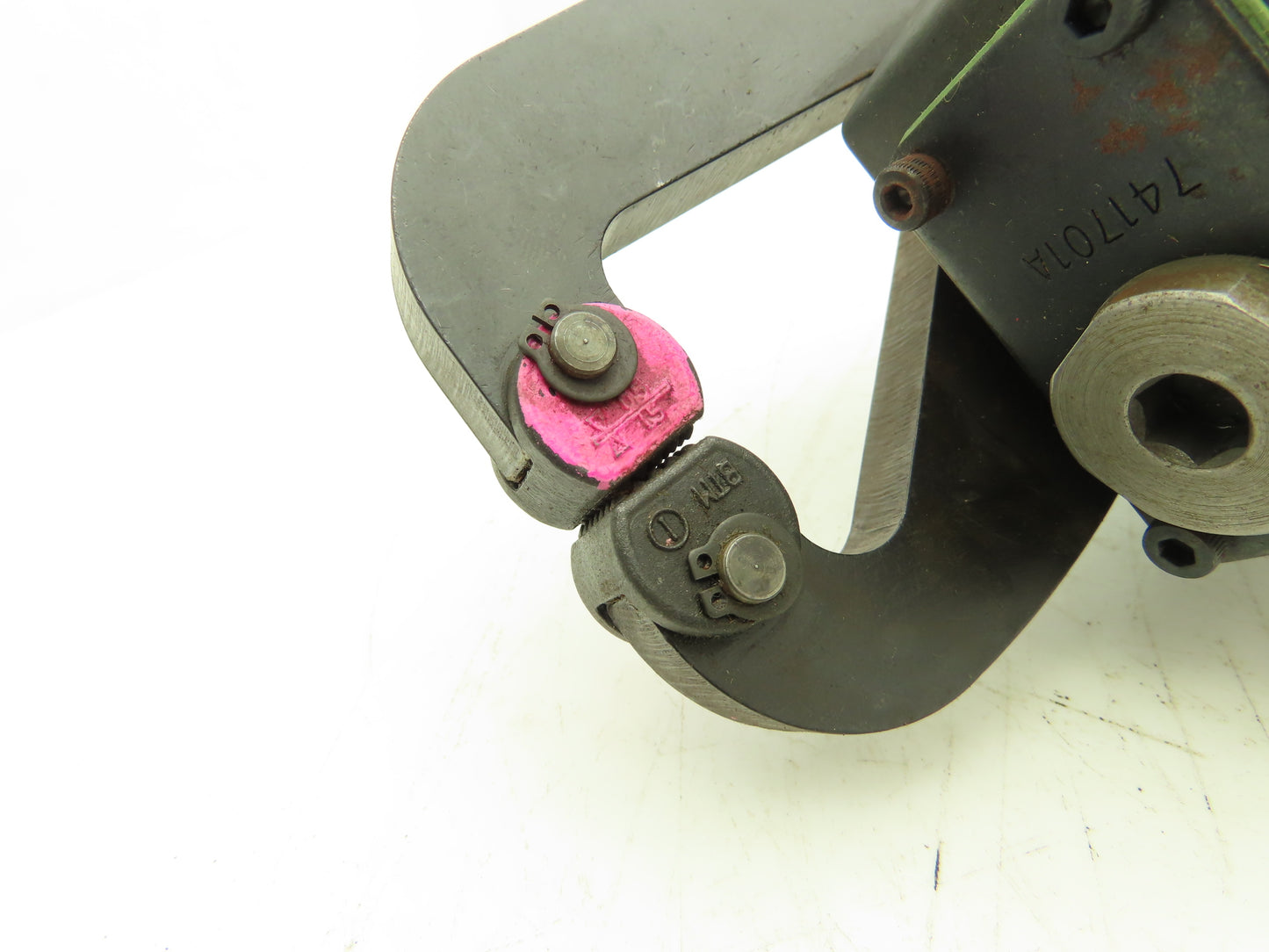 BTM C44383-12006-09-13 Pneumatic Power Clamp w Proximity Sensor