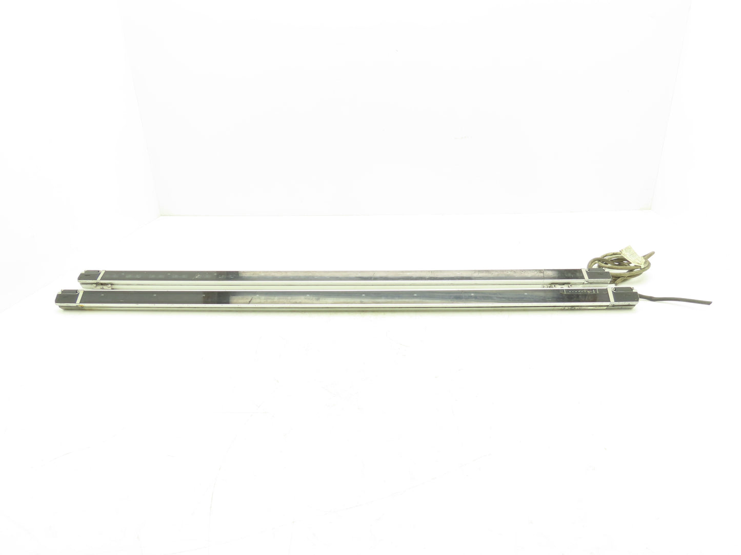 Keyence SL-C44H-T/SL-C44H-R Light Curtain Transmitter & Receiver Set 860mm 24VDC