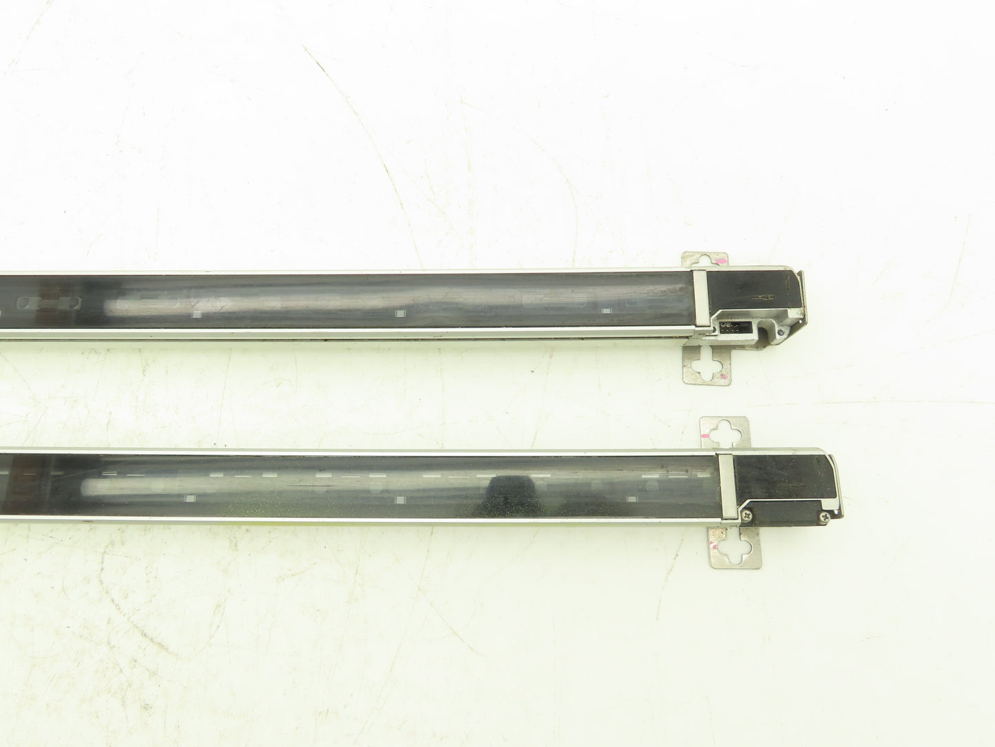 Keyence SL-C36H-R|SL-C36H-T Light Curtain Transmitter Receiver Set 700mm 24VDC