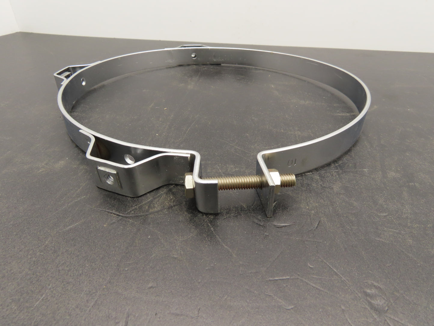 Walker 35935 Guard Exhaust Clamp 254mm ID/ 9-7/8" ID Chromed Set of 2 Clamps