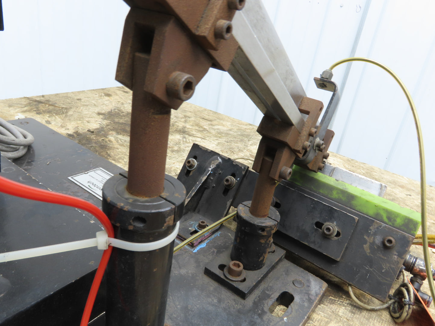 Orientech Vibratory Bowl Feeder 12" Base Small Parts Sorter 12mm Gromet