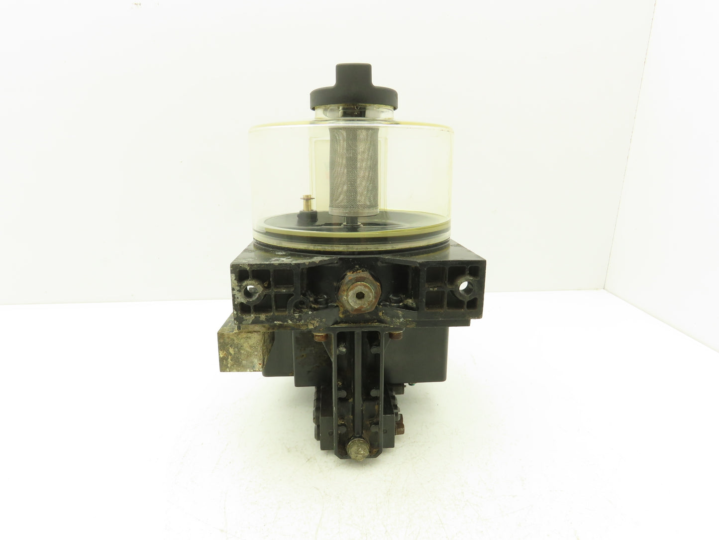Lincoln P31162611114 Electric Grease Lubricator Pump 120VAC 1-Liter 1200 PSI