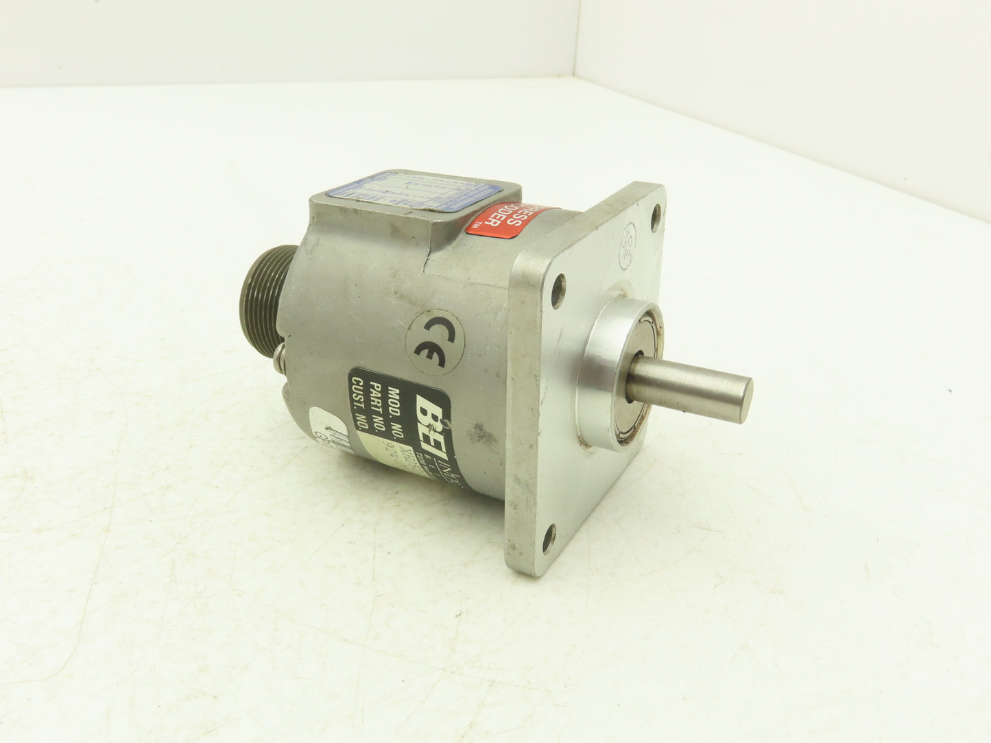 BEI Industrial XH25D-SS-500-ABZC-7272-EM18 Rotary Encoder 5-24VDC 3/8" Shaft