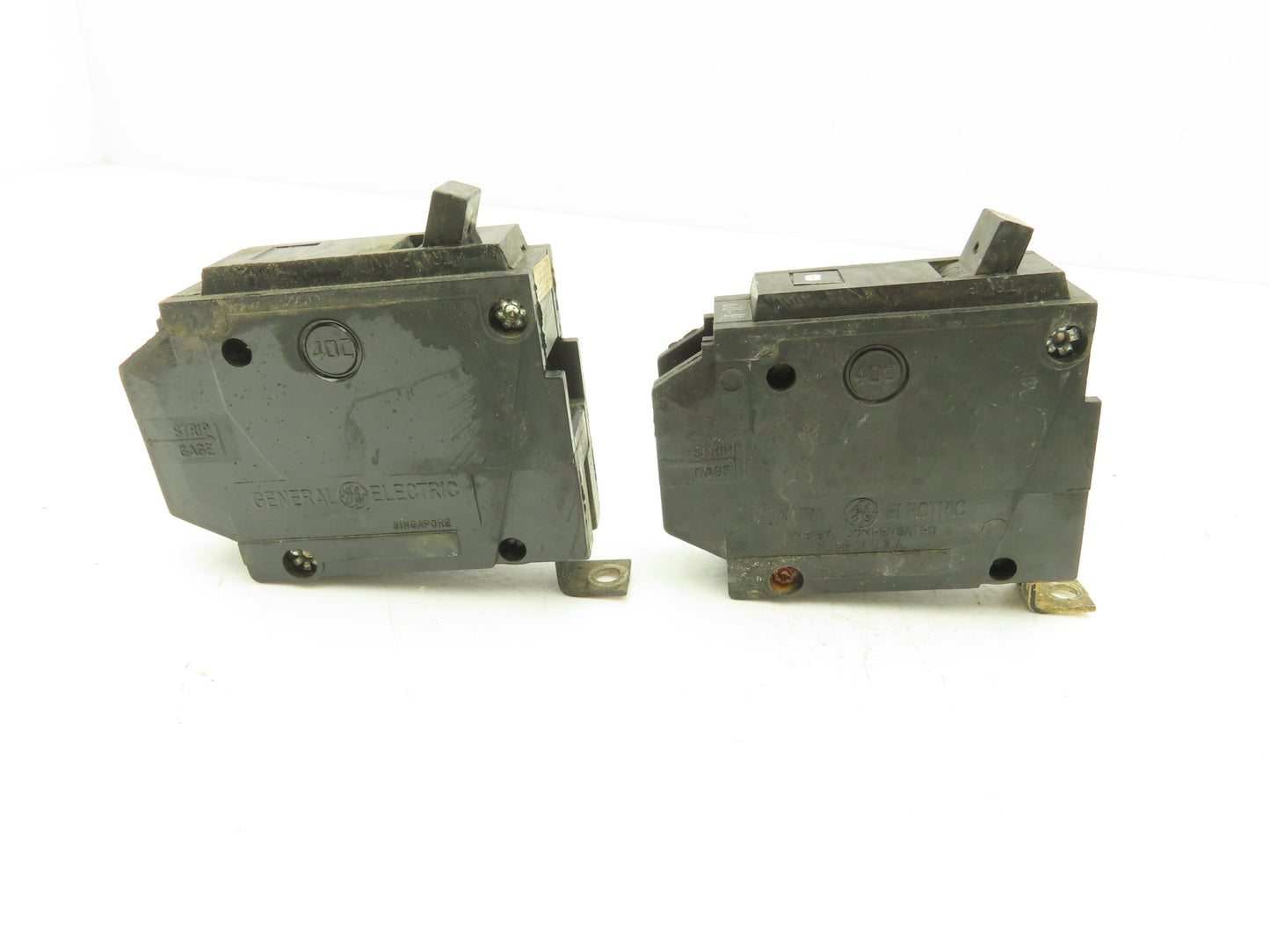 General Electric TQB1120 Circuit Breaker 1-Pole 20A Bolt-On 120/240V Lot of 22
