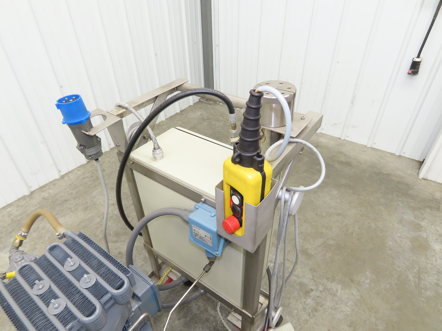 Haldex G4204A1A Hydraulic Power Unit 5 Gal 0.5GPM 2000psi 1Hp 230/460V Pendant