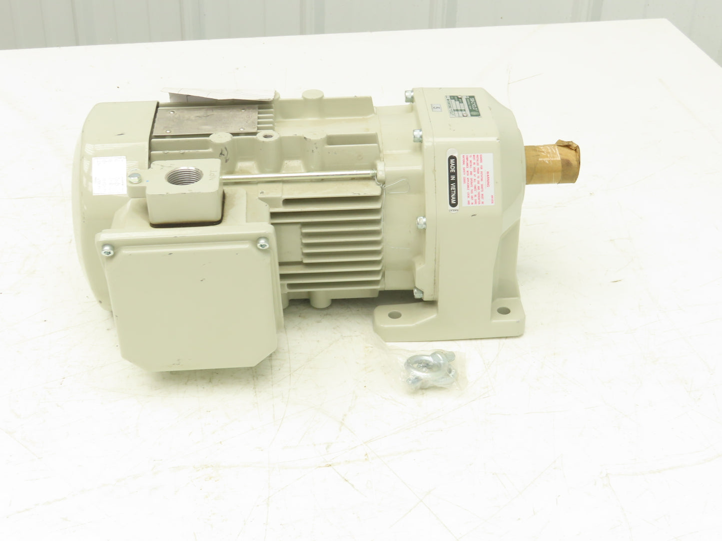 Sumitomo SM Cyclo Gearmotor 5:1 Ratio 350rpm 1Hp 240/480V 3PH 80M TC-FXPA
