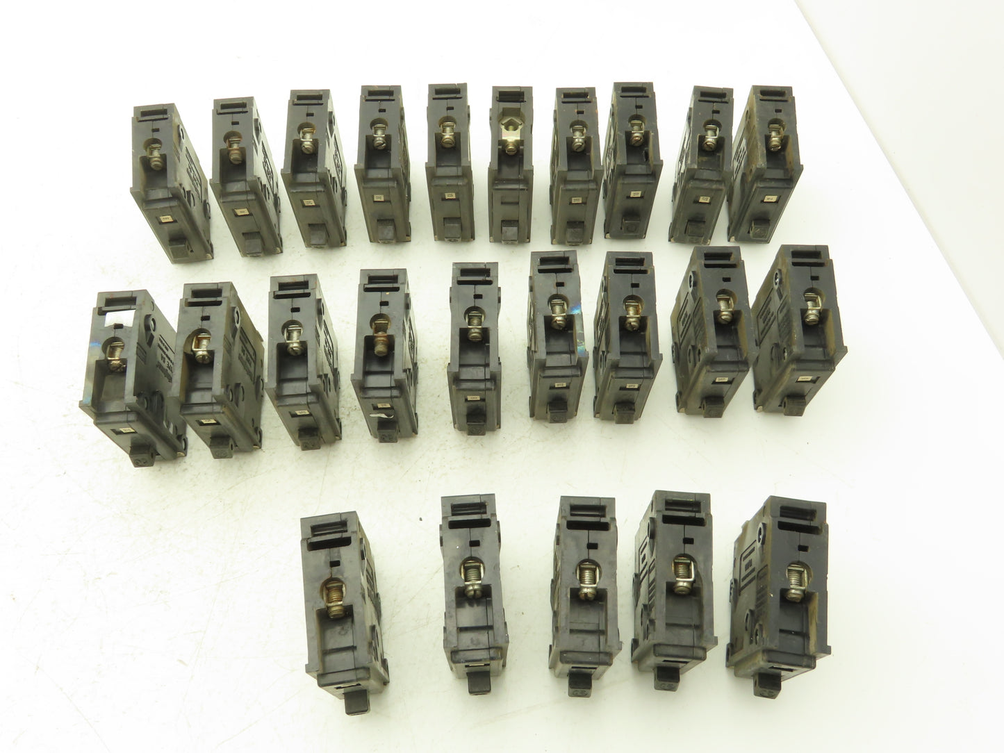 Westinghouse CA-UL Circuit Breaker 20A 1 Pole 120/240V BA Series Lot of 24
