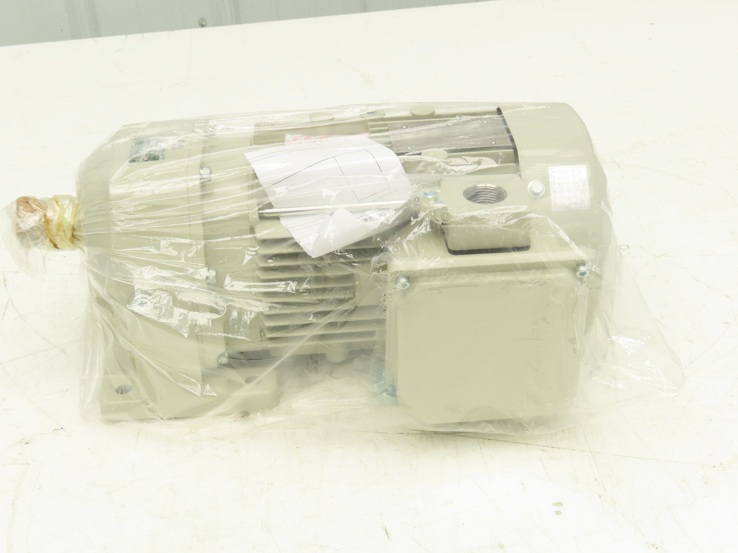 Sumitomo SM Cyclo Gearmotor 10:1 Ratio 175rpm 1Hp 240/480V 3PH 80M TC-FXPA