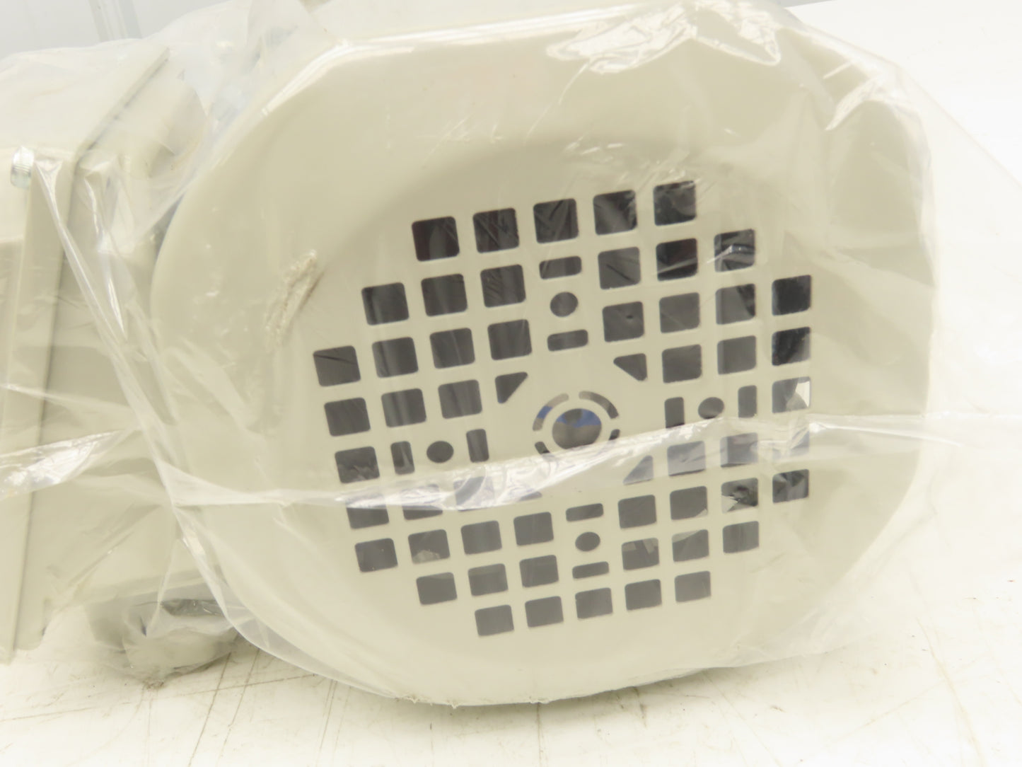 Sumitomo SM Cyclo Gearmotor 20:1 Ratio 87.5rpm 1Hp 240/480V 3PH 80M TC-FXPA