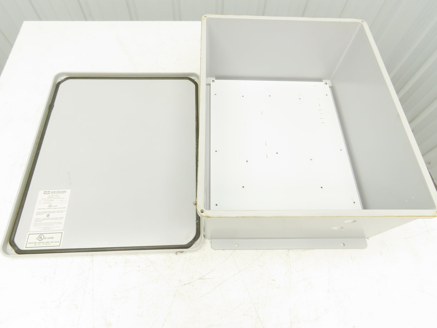 Wiegmann HW-J201608SC Fiberglass Electrical Enclosure Box 20x16x8" 3R Raintight