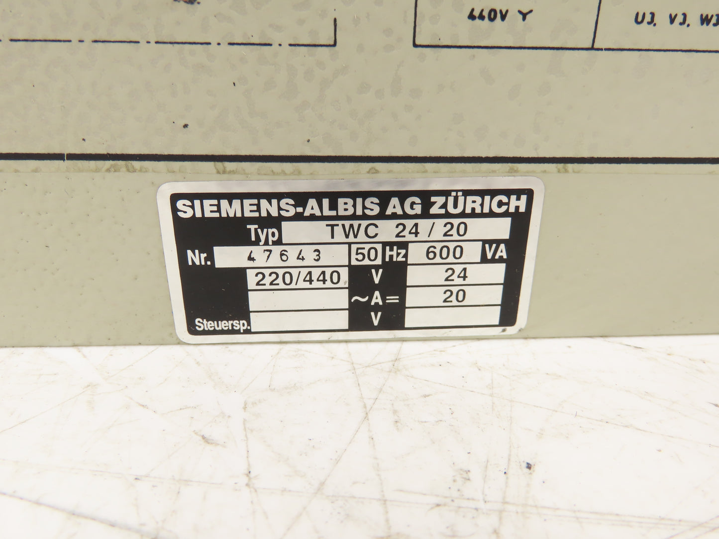 Siemens-Albis TWC 24/20 Power Supply 220-440 Input 24VDC 20Amp 50Hz Output