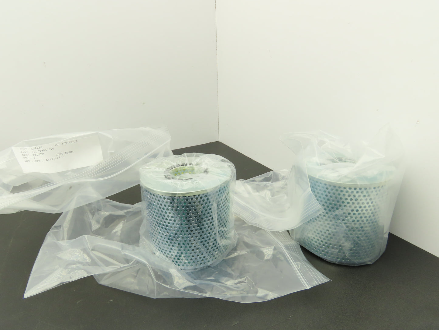 Makino Y000Y8040016 Filter Special 4" Length x 4-1/4" Dia x 2-5/8" ID Lot of 2