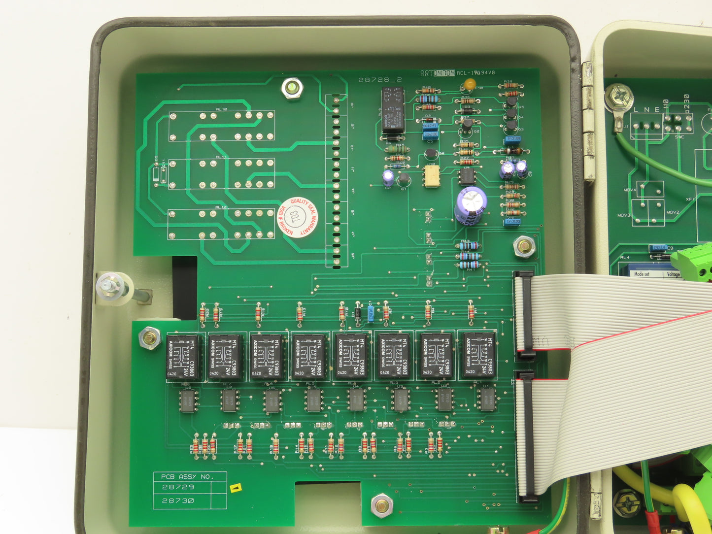Allen Bradley 440F-C28011 MatGuard Guardmaster Safety Mat Control Unit 8 Inputs
