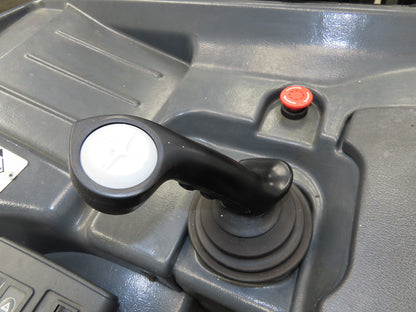 Unicarriers Forklift Stand On 36V Electric Truck 3500lbs 2267.2h Side Shift