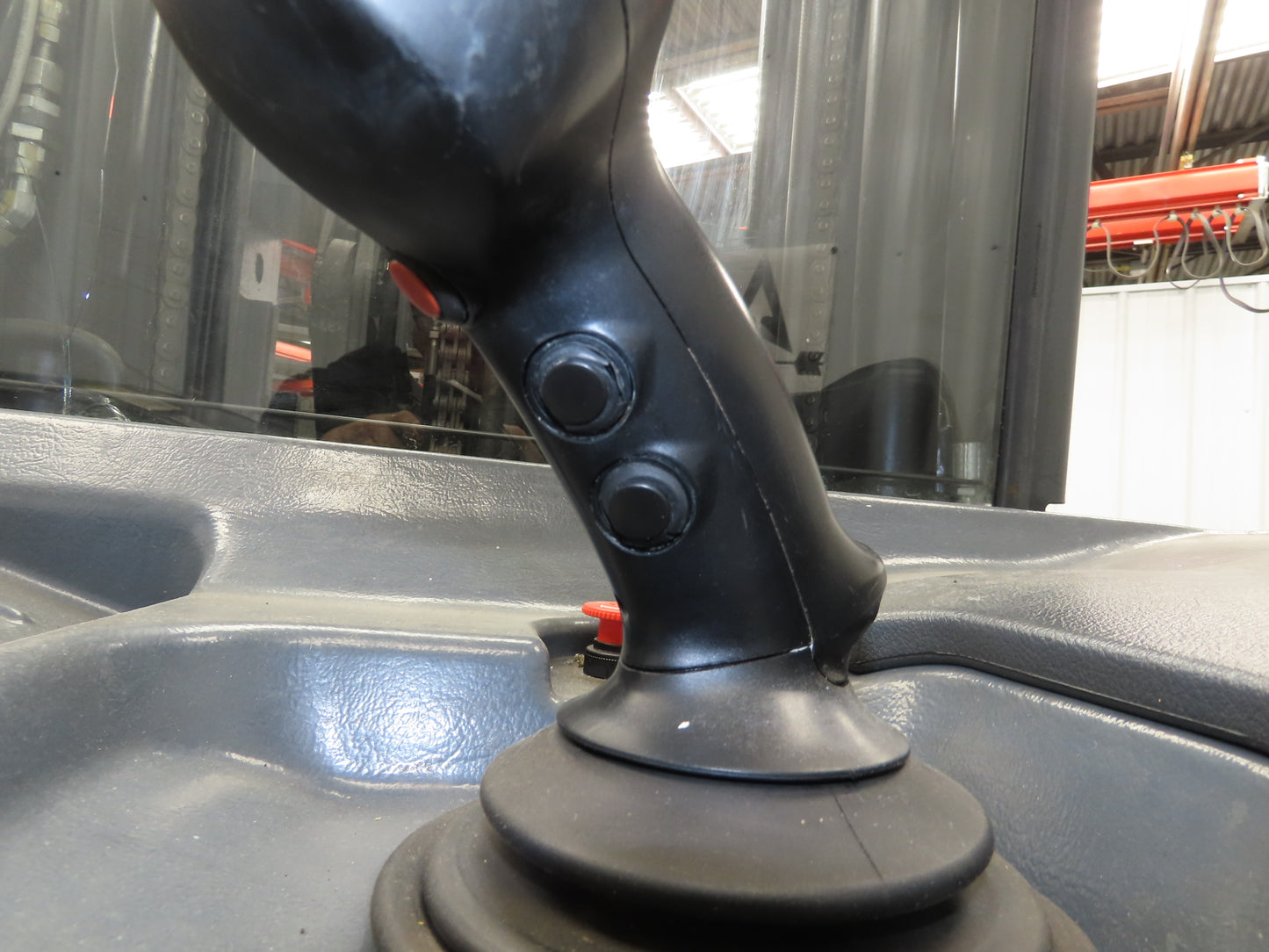 Unicarriers Forklift Stand On 36V Electric Truck 3500lbs 2267.2h Side Shift