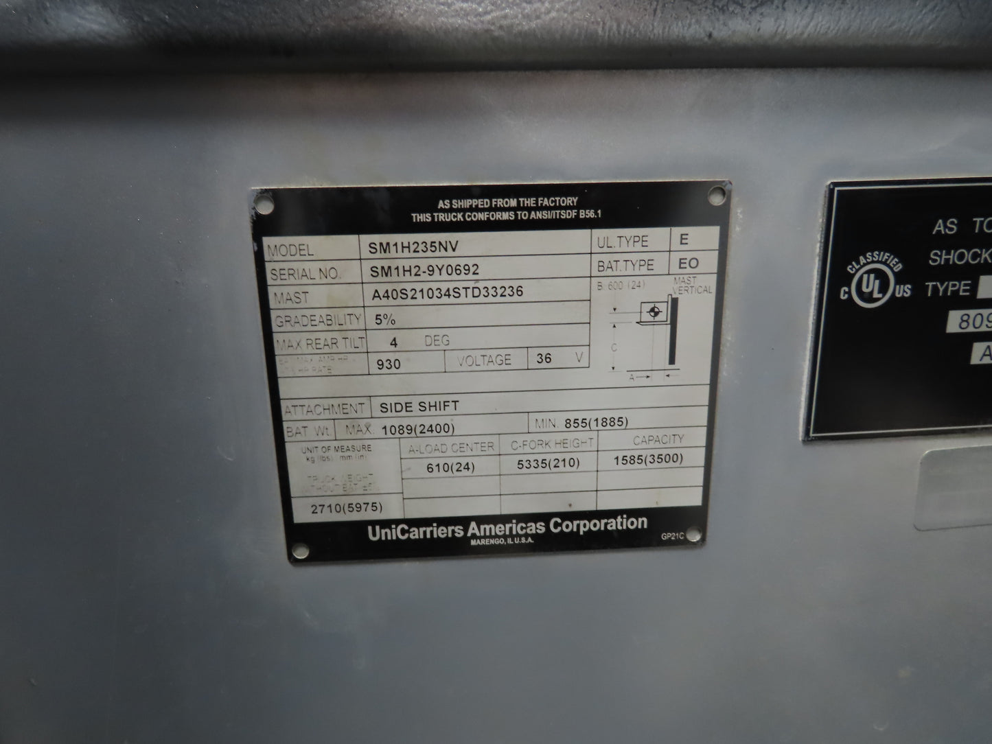 Unicarriers Forklift Stand On 36V Electric Truck 3500lbs 2267.2h Side Shift