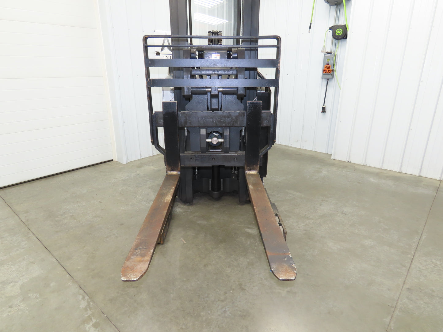 Unicarriers Forklift Stand On 36V Electric Truck 3500lbs 2267.2h Side Shift