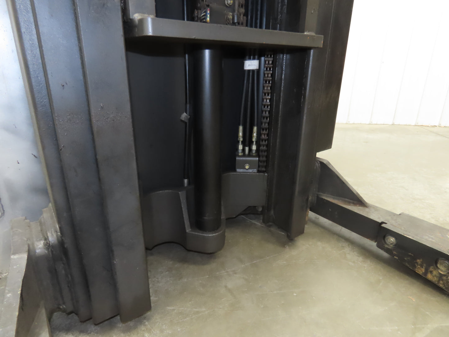 Unicarriers Forklift Stand On 36V Electric Truck 3500lbs 2267.2h Side Shift