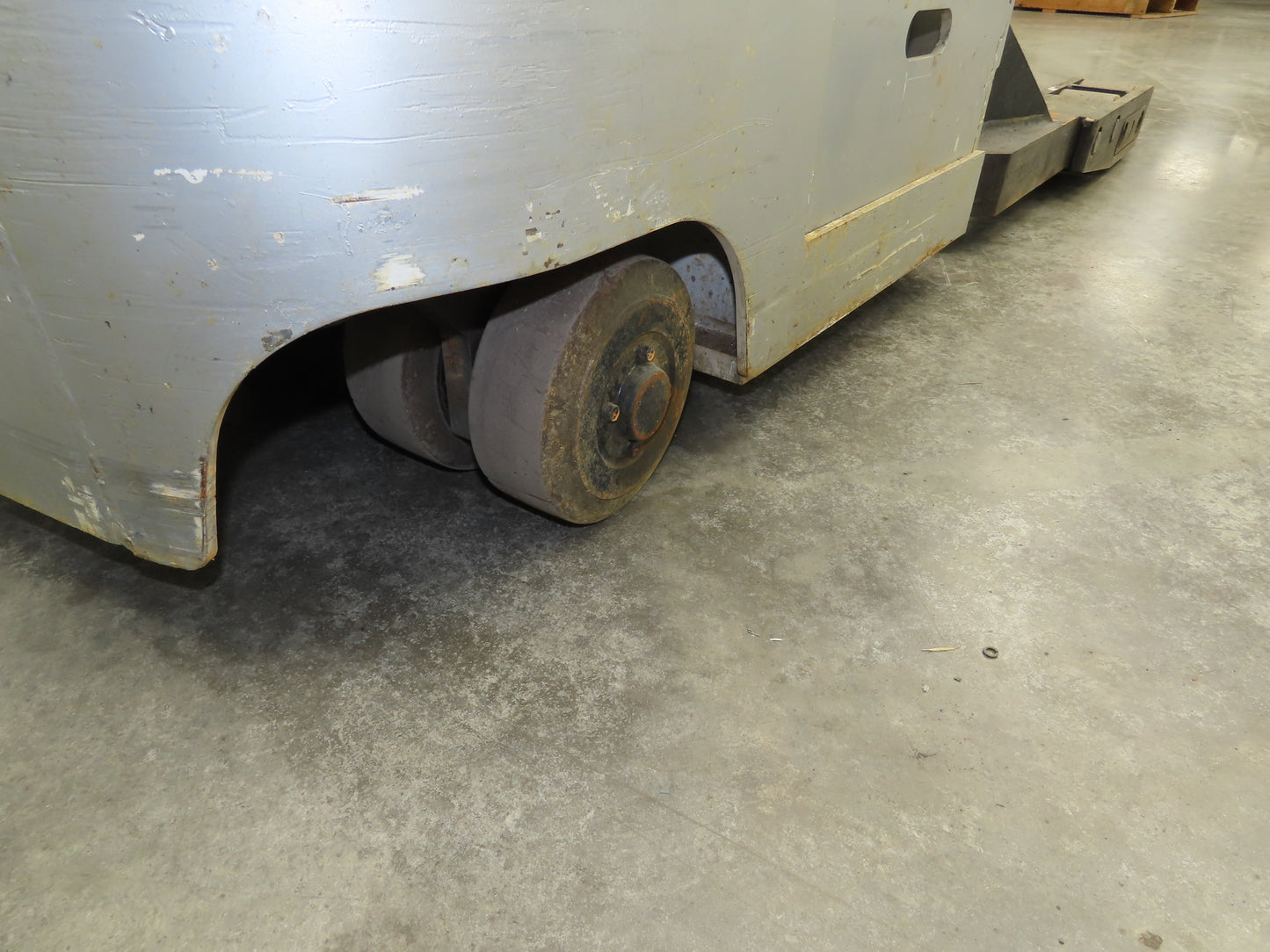 Unicarriers Forklift Stand On 36V Electric Truck 3500lbs 2267.2h Side Shift